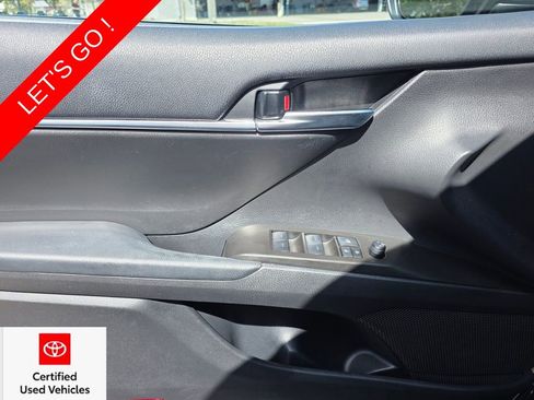 Used 2024 Toyota Camry SE FWD image 26