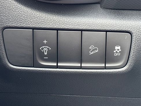 Certified 2023 Hyundai Kona SEL image 35