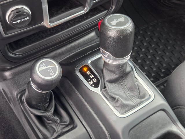 Used 2022 Jeep Wrangler Unlimited Sport AWD/4WD image 27