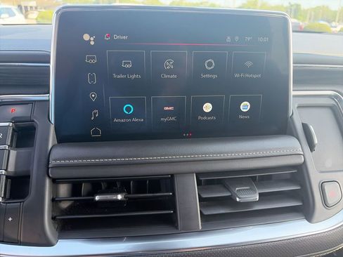 Used 2023 GMC Yukon SLT RWD image 19