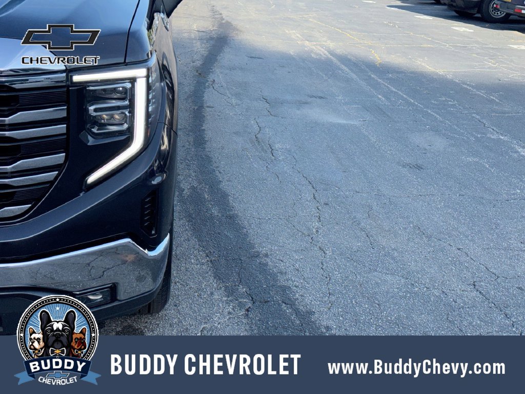 Used 2023 GMC Sierra 1500 SLT w/ X31 Off-Road Package AWD/4WD image 10