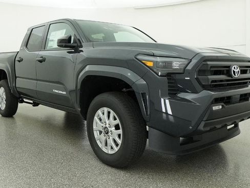 New 2026 Toyota Tacoma SR5 RWD image 32