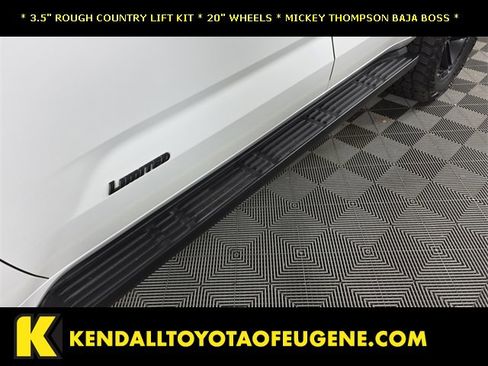 Used 2024 Toyota Sequoia Limited image 10