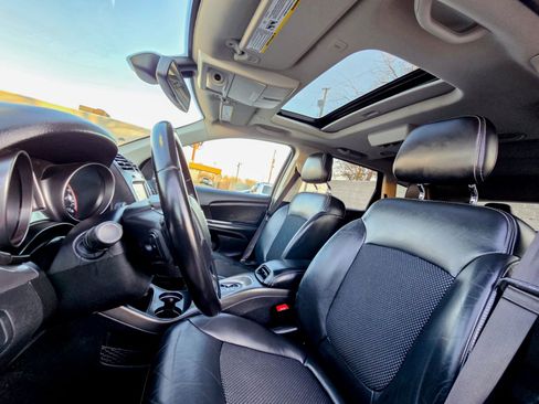 Used 2020 Dodge Journey Crossroad image 13