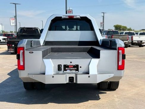Used 2024 Ford F450 Platinum AWD/4WD image 5