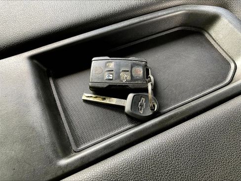 Used 2022 Chevrolet Silverado 2500 LT AWD/4WD image 33