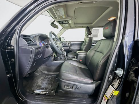 Used 2019 Toyota 4Runner TRD Off-Road Premium image 13