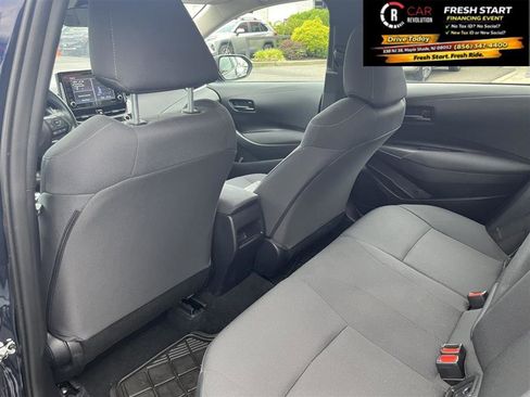 Used 2022 Toyota Corolla LE FWD image 24