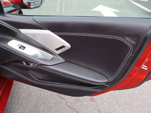 Used 2024 Chevrolet Corvette Stingray Premium Conv w/ Chrome Exterior Badge Package image 31