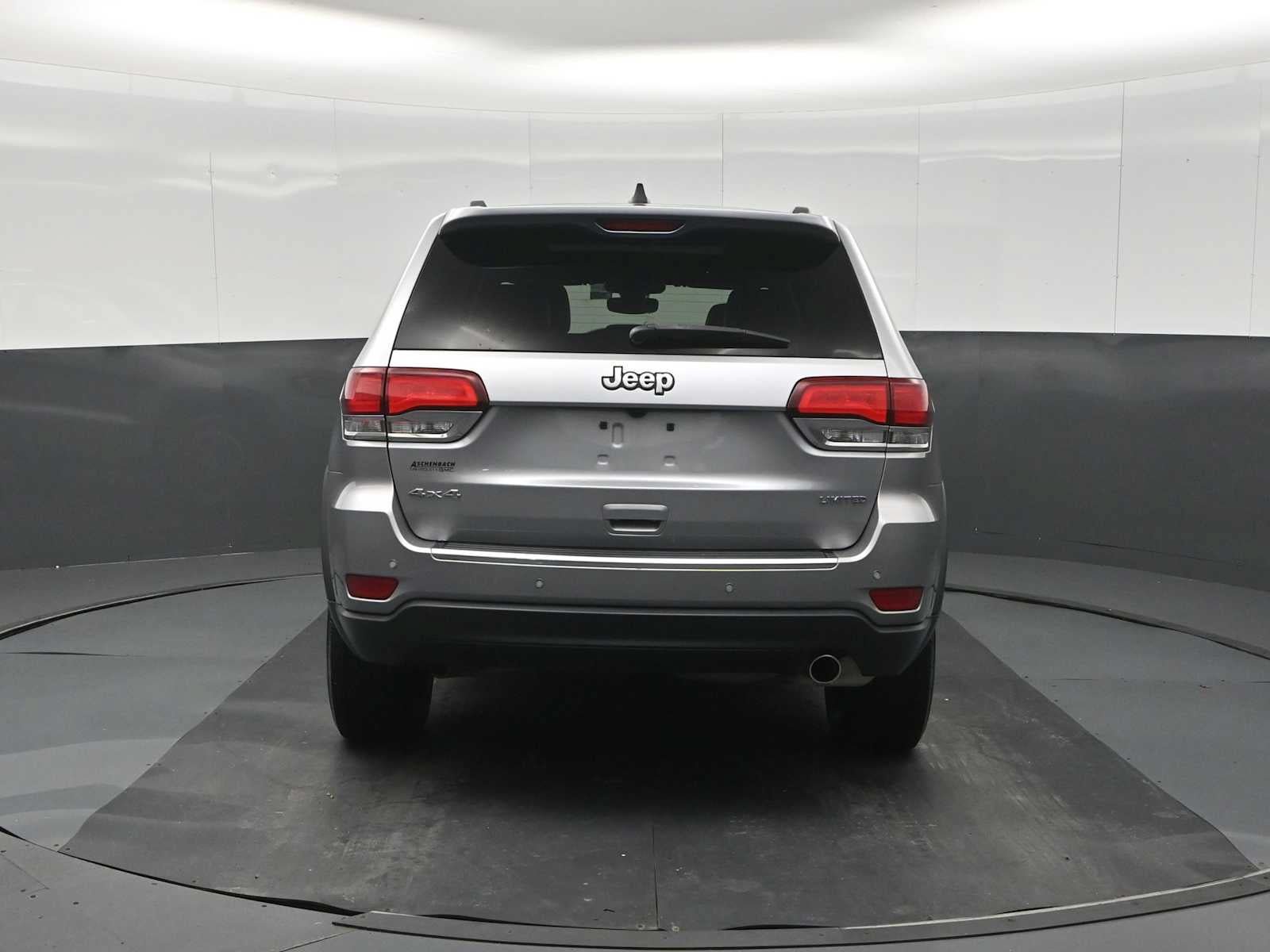 Used 2021 Jeep Grand Cherokee Limited w/ Luxury Group II AWD/4WD image 8