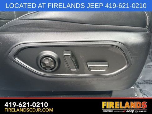Used 2023 Jeep Grand Cherokee L Overland image 21