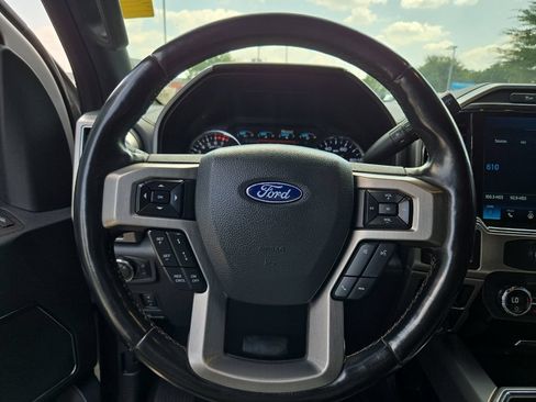 Used 2022 Ford F250 Platinum w/ FX4 Off-Road Package AWD/4WD image 22