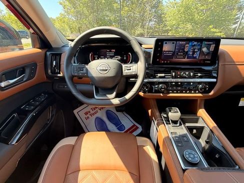 New 2026 Nissan Pathfinder Platinum AWD/4WD image 23