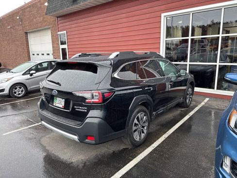 Used 2024 Subaru Outback Touring XT w/ Popular Package #2 image 3