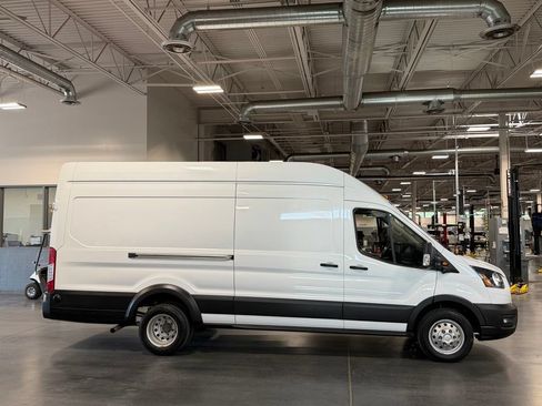 Used 2023 Ford Transit 350 148 High Roof Extended DRW RWD image 8