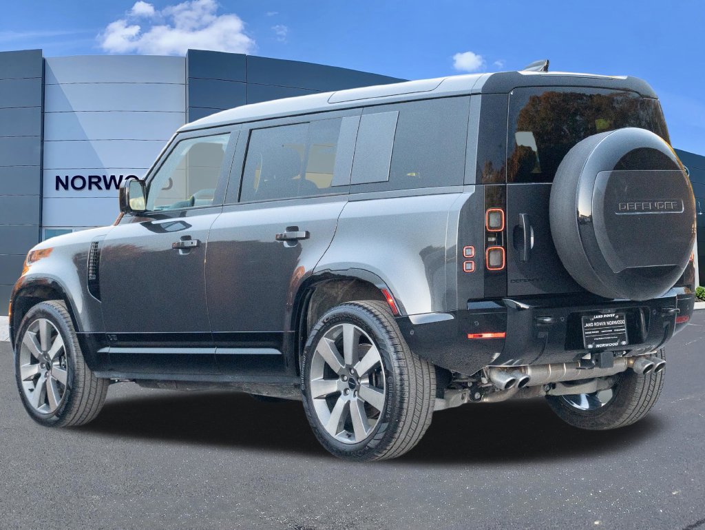 Used 2026 Land Rover Defender 110 V8 AWD/4WD image 6
