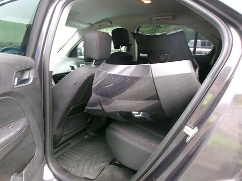 Used 2015 Chevrolet Equinox LT image 11