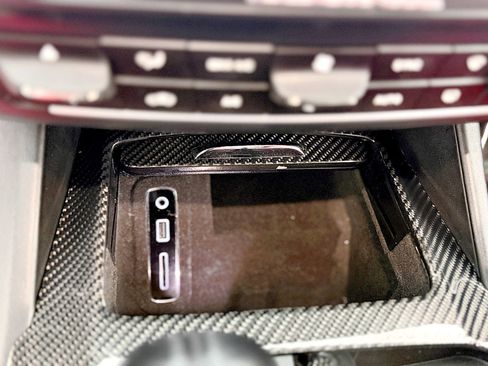 Used 2017 Maserati Levante S image 34