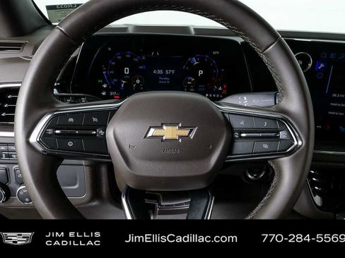 Used 2025 Chevrolet Tahoe LT RWD image 8