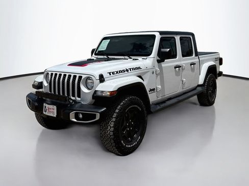 Used 2021 Jeep Gladiator Sport AWD/4WD image 3