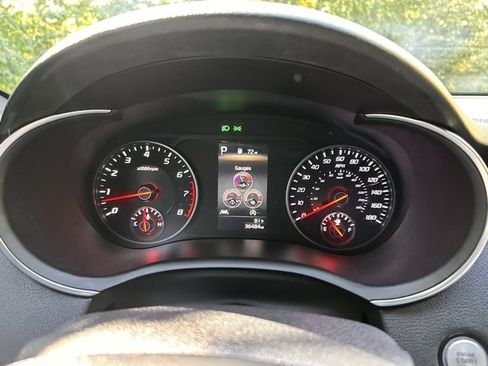 Used 2022 Kia Stinger GT1 image 31