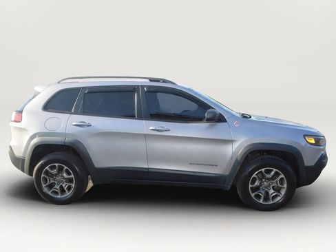 Used 2020 Jeep Cherokee Trailhawk AWD/4WD image 5