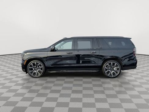 New 2026 Chevrolet Suburban RST w/ RST Capability Package image 9