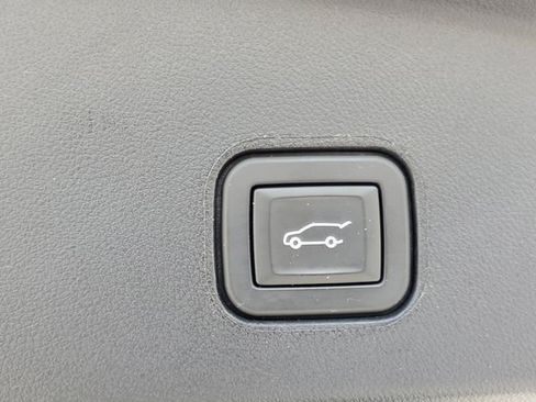 Certified 2024 Cadillac Lyriq Tech RWD image 17