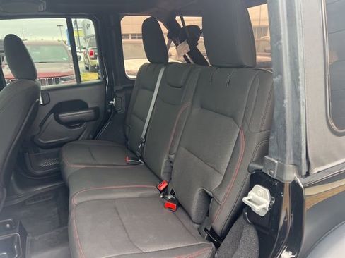 Used 2022 Jeep Wrangler Unlimited Rubicon image 20