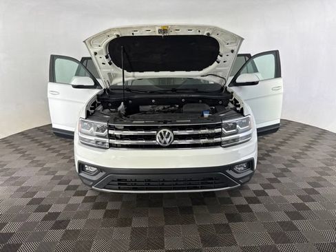 Used 2020 Volkswagen Atlas SE w/ Panoramic Sunroof Package FWD image 12