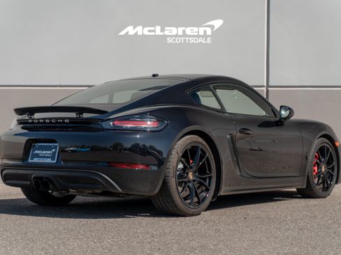 Used 2025 Porsche 718 Cayman S w/ Premium Package RWD image 7