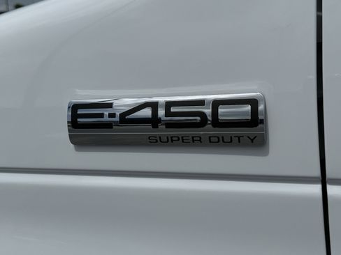 New 2026 Ford E-450 and Econoline 450 Super Duty w/ Power Equipment Group image 12