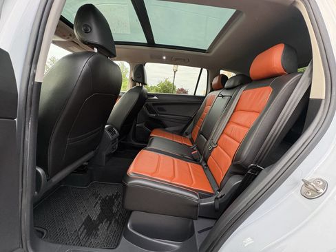 Used 2018 Volkswagen Tiguan SEL Premium AWD/4WD image 26