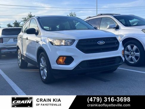 Used 2018 Ford Escape S FWD image 1