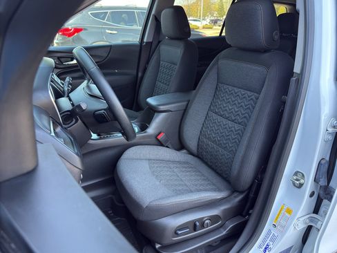 Used 2023 Chevrolet Equinox LT image 13