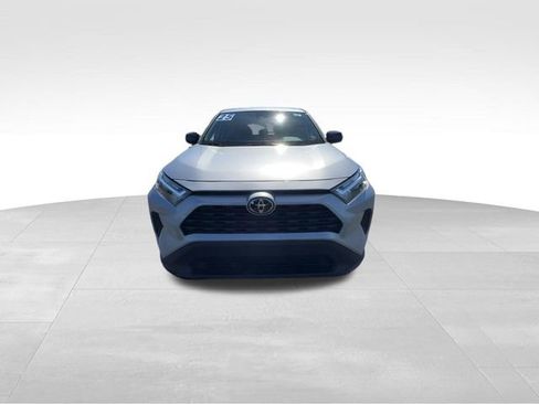 Used 2025 Toyota RAV4 LE image 3
