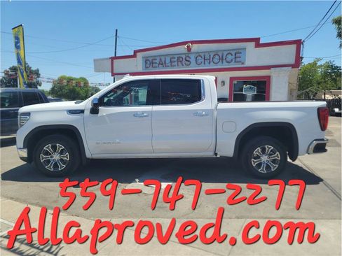 Used 2025 GMC Sierra 1500 SLT RWD image 1