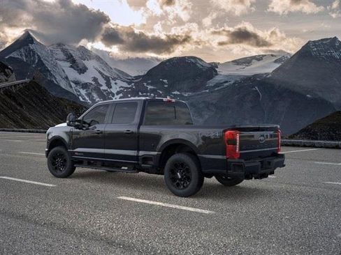New 2025 Ford F250 XLT w/ Black Appearance Package image 4