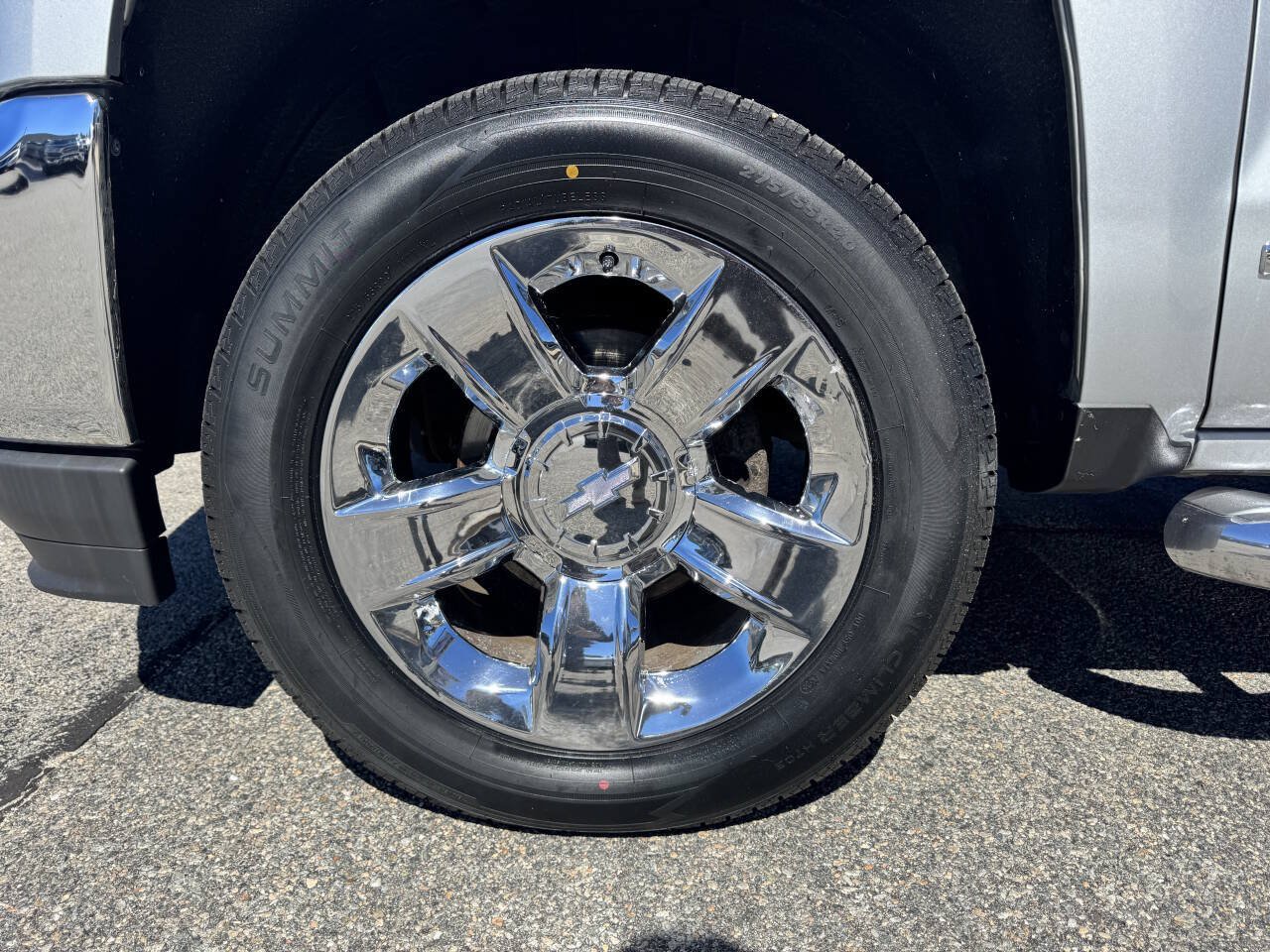 Used 2018 Chevrolet Silverado 1500 LTZ w/ Sport Package AWD/4WD image 4