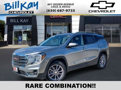 Used 2023 GMC Terrain SLT image 1