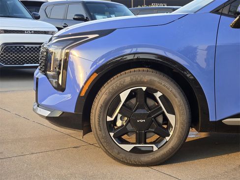 New 2026 Kia Sportage SX image 5