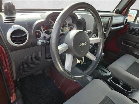 Used 2010 Jeep Wrangler Unlimited Sahara w/ Trailer Tow Group image 10