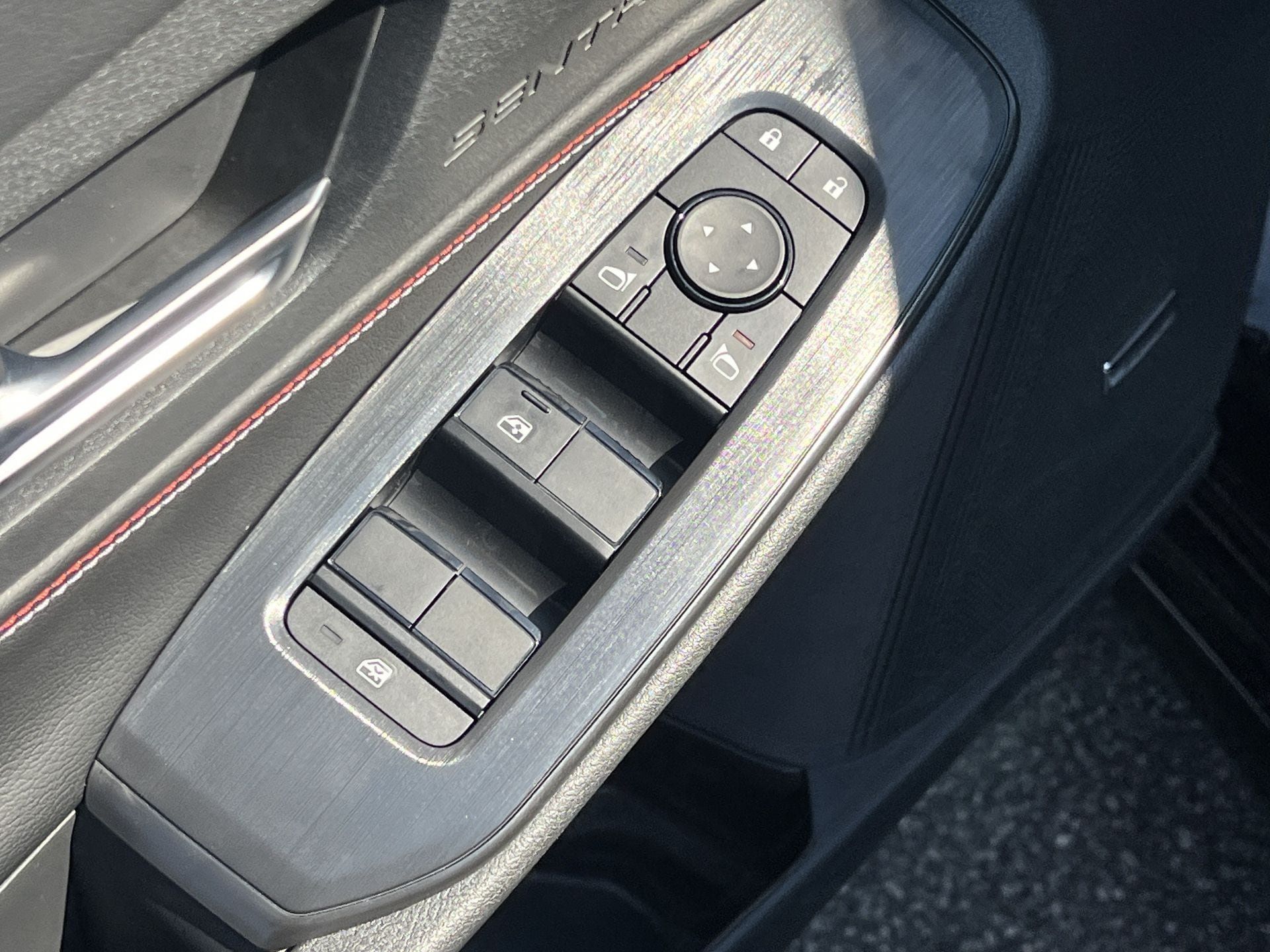 New 2027 Nissan Sentra SR w/ SR Premium Package FWD image 15