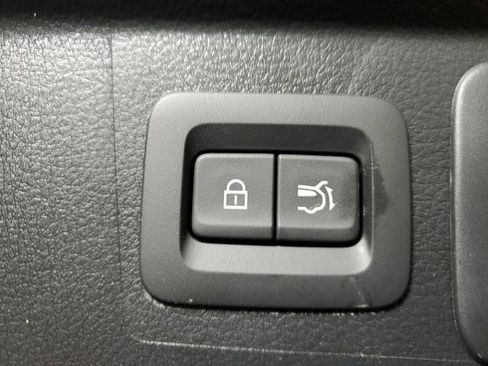 Certified 2025 MAZDA CX-50 AWD 2.5 S w/ Accent Package image 10