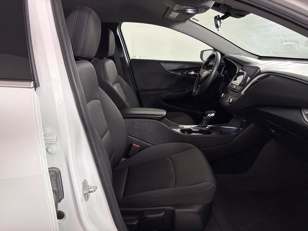 Certified 2024 Chevrolet Malibu LT FWD image 41
