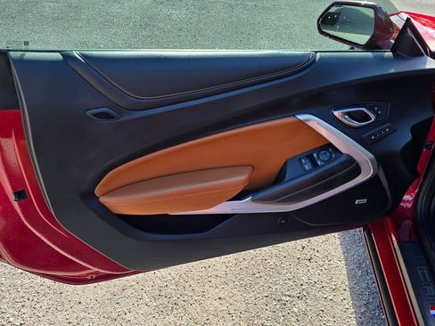 Used 2019 Chevrolet Camaro LT RWD image 18