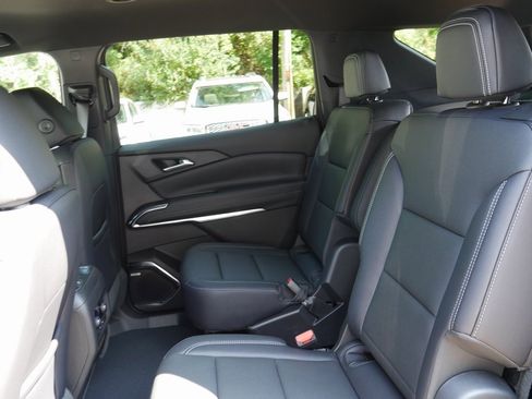 New 2026 Chevrolet Traverse LT w/ Enhanced Driving Package image 26