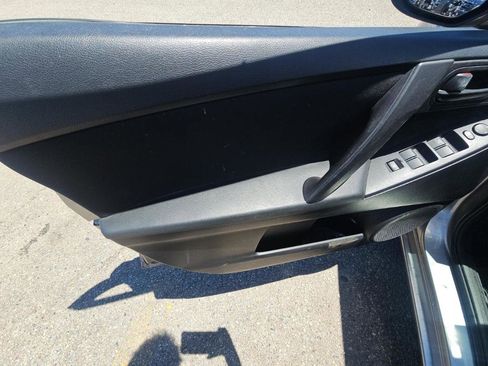 Used 2010 MAZDA MAZDA3 i Sport FWD image 11