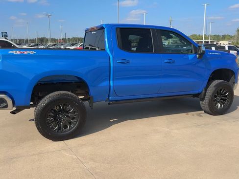 Used 2025 Chevrolet Silverado 1500 LT image 9