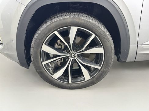 Used 2024 Volkswagen Atlas SEL Premium R-Line AWD/4WD image 34